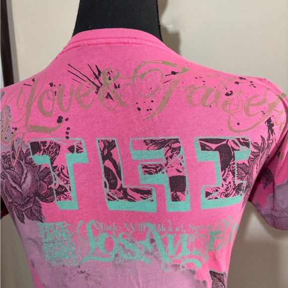 Women’s size M graphic tee shirt. - Picture 5 of 13